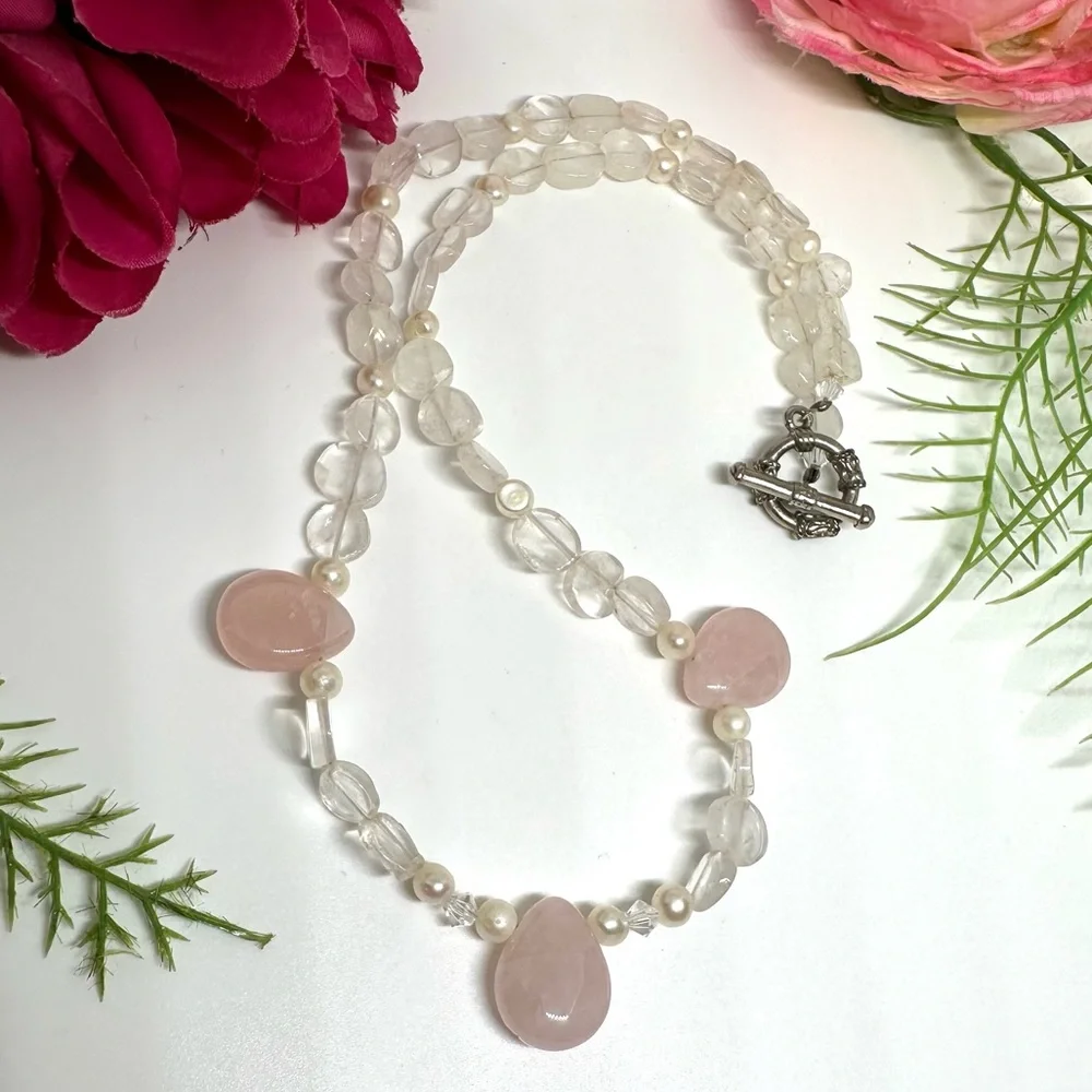 NEW⚜️Freshwater Pearl & Rose Quartz Beaded Necklace